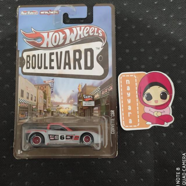 Hotwheels Boulevard Corvette C6R - BAN KARET - REAL RIDER - Diecast