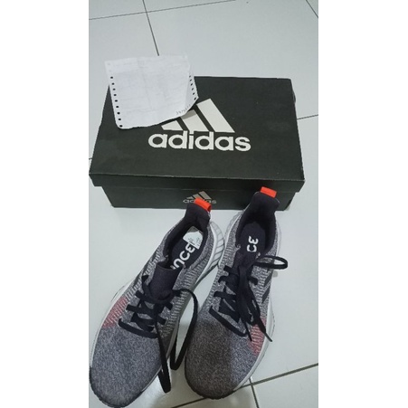 Sepatu Adidas ORI bukan KW