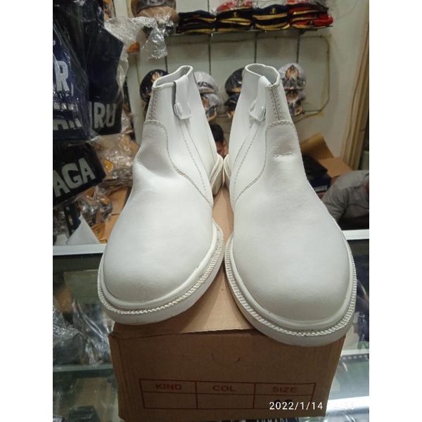 Sepatu putih PDH Pria Sleting