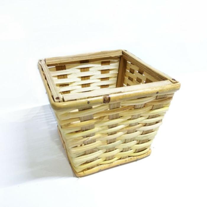 

keranjang rotan kotak - hadiah, gift, souvenir, kado, hantaran