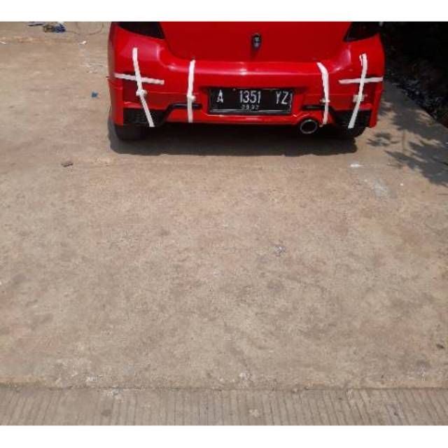 Bodykit belakang yaris 2012