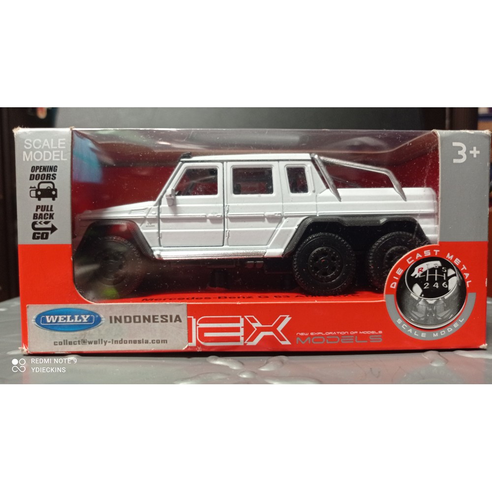 Diecast Welly Mercedes-Benz G 63 AMG - White - Skala 43