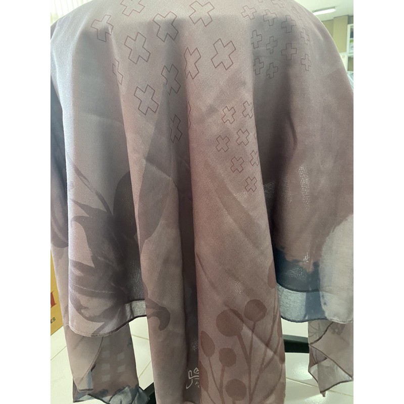 SCARF HIJAB JILBAB PRELOVED BEKAS YOUTH SCARF