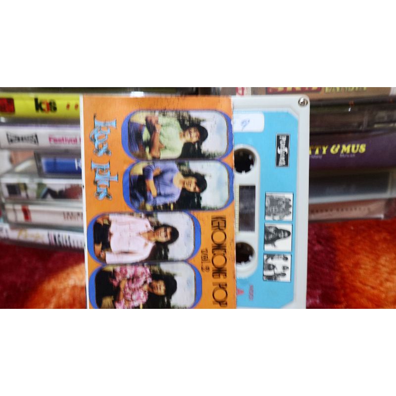 kaset koes plus keroncong pop