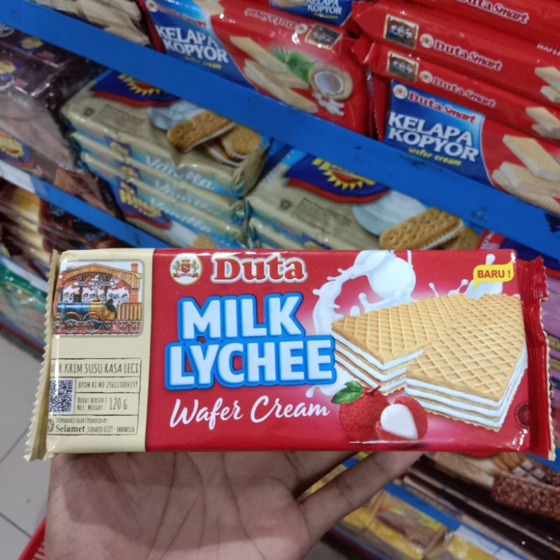 

Yummer l Snack camilan Duta wafer Milk Lychee