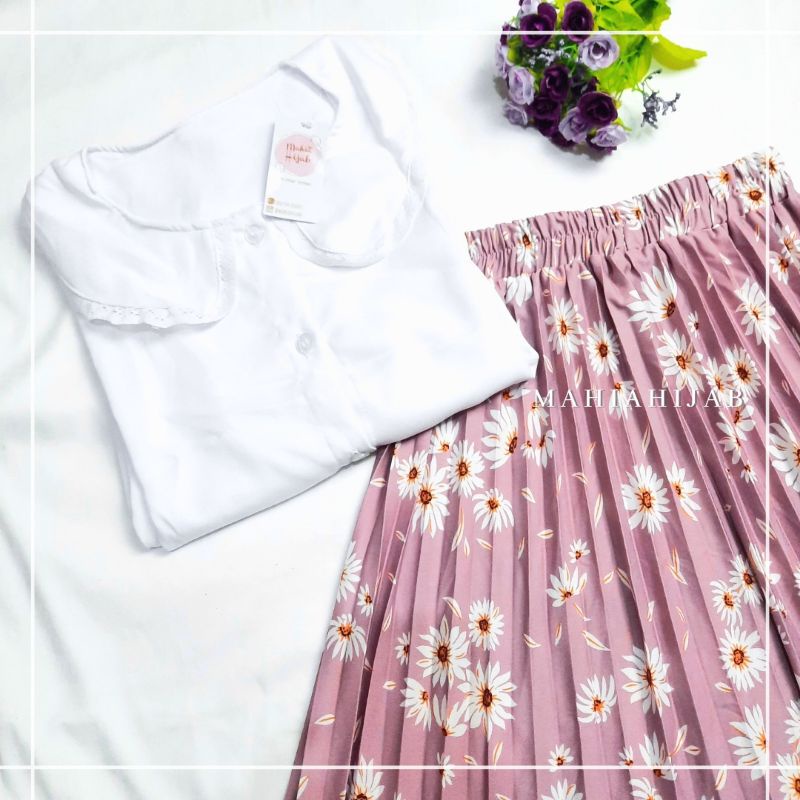 Sunny One Set Blouse + Rok Plisket motif floral | Setelan muslim wanita | Hijab Outfit | Baju muslim