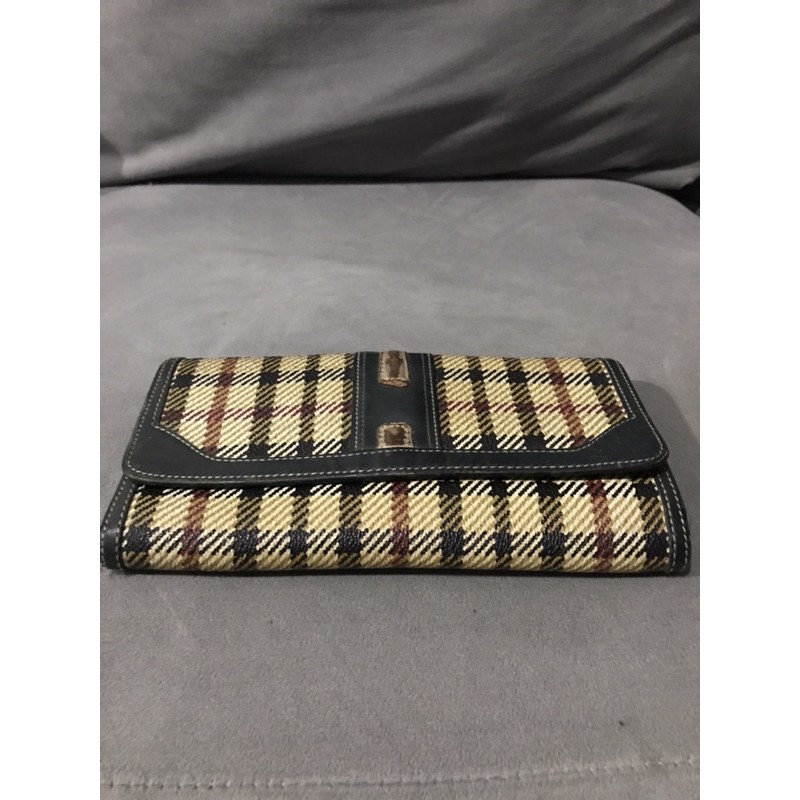 Preloved Dompet Daks