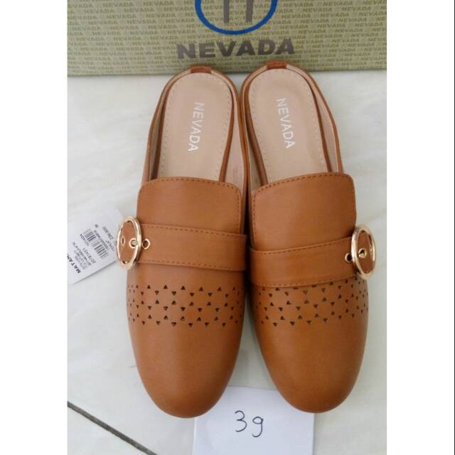  Sandal  cewek Nevada  size 39 100 ori Branded Matahari  