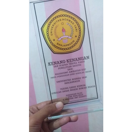 

Plakat Kaca Full Transparan