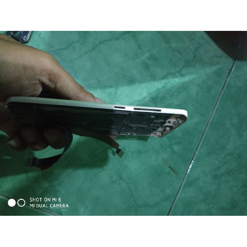 lcd tc frame xiaomi mi5 copotan minus retak