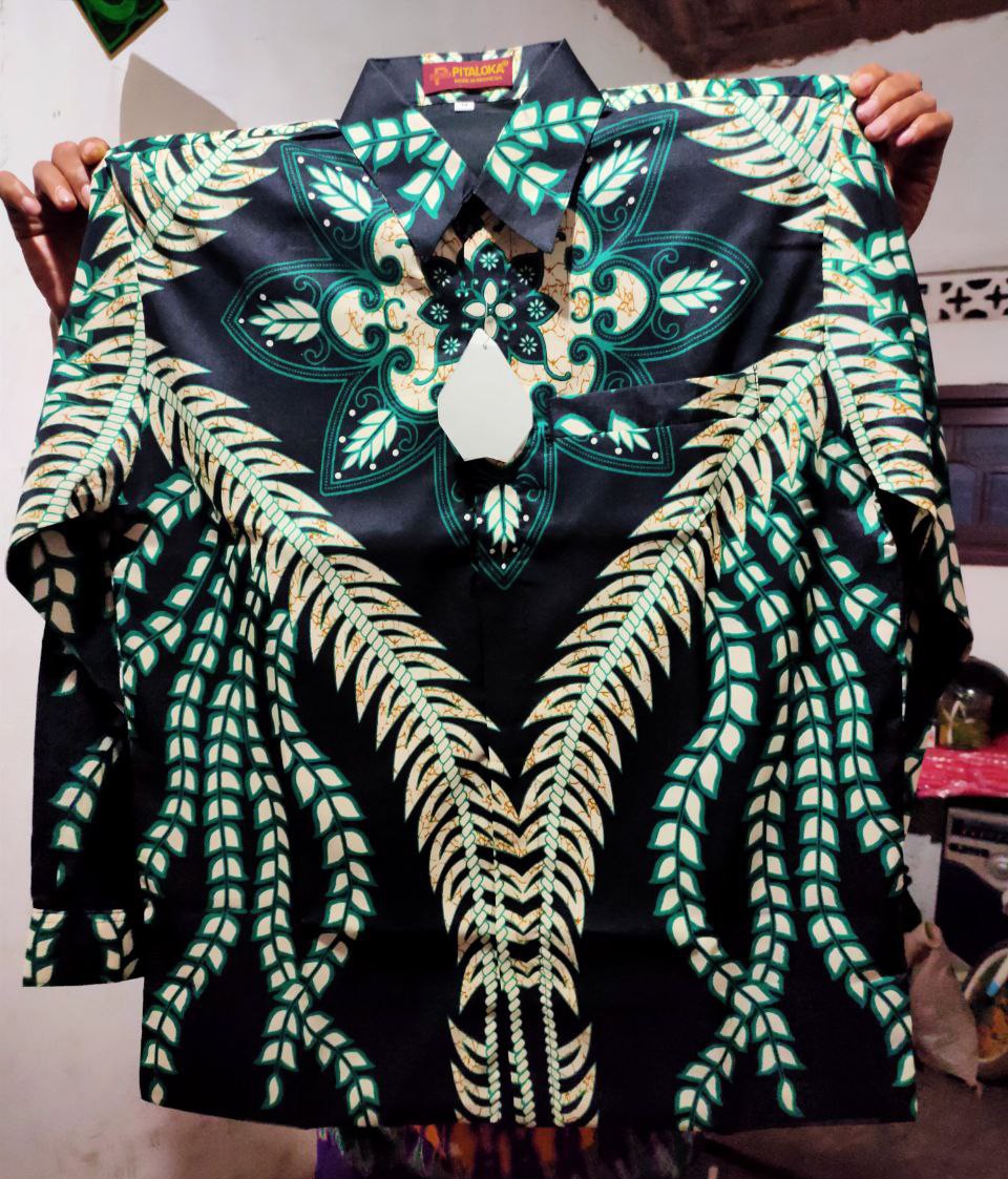 Kemeja Batik Semi Sutra Sanwoz Puring Istimewa