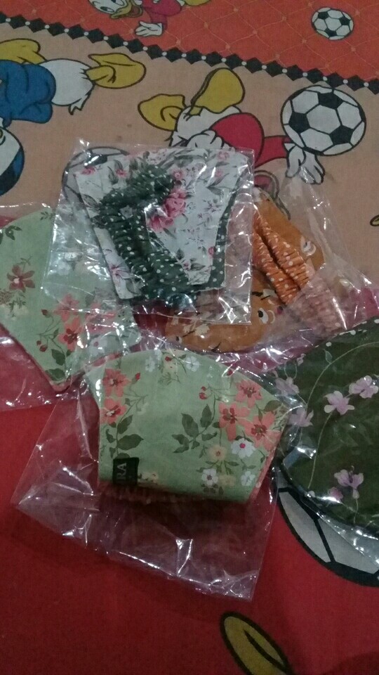 Grosir Masker Hijab Katun Jepang Motif Bunga Shabby