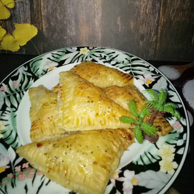 

Chiken curry puff makanan medan kitchen