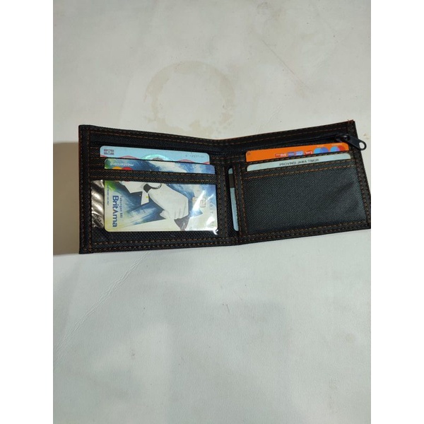 dompet peria model lipat motif logo