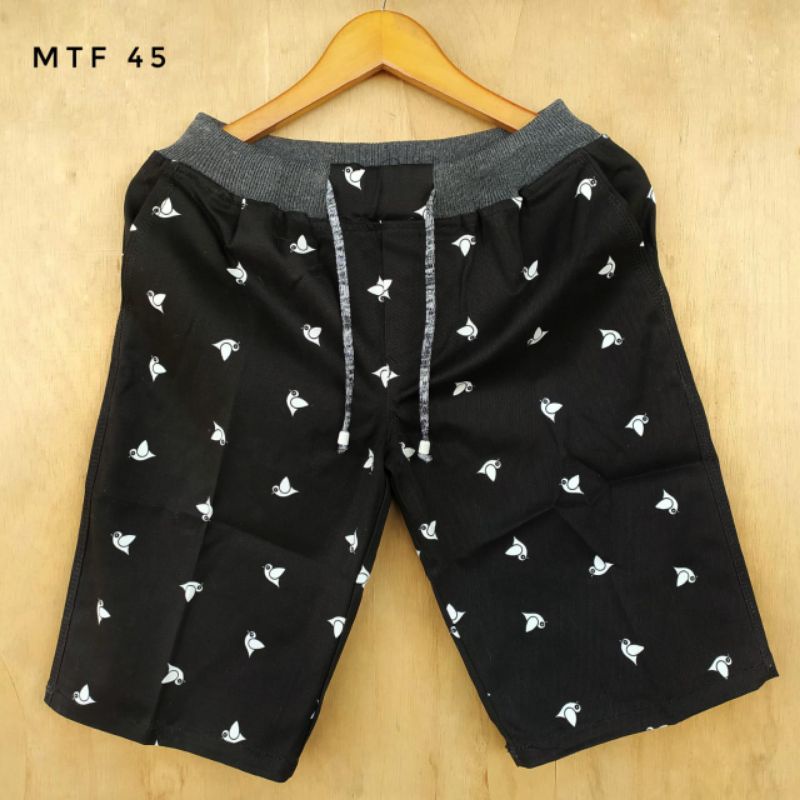 Celana Color Pendek Motif Pria 27-32 Premium