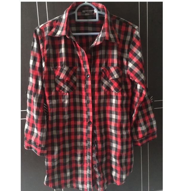 Kemeja / tunik merah kotak