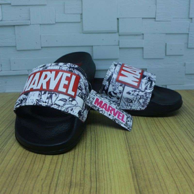 Sendal Jepit Selop Pria Wanita Vans Logo Marvel Comic Hitam Merah Red black color Premium Quality Sandal Slop Murah kekinian Stylish Free Paper Bag dan masker-2