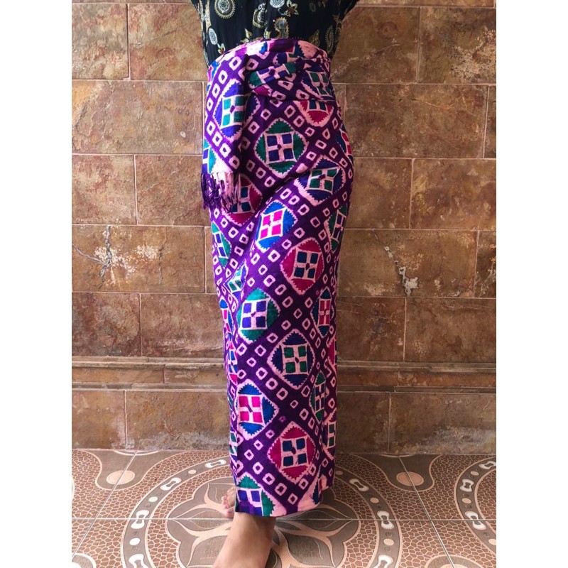 

KainSutraJumputanAsliBali