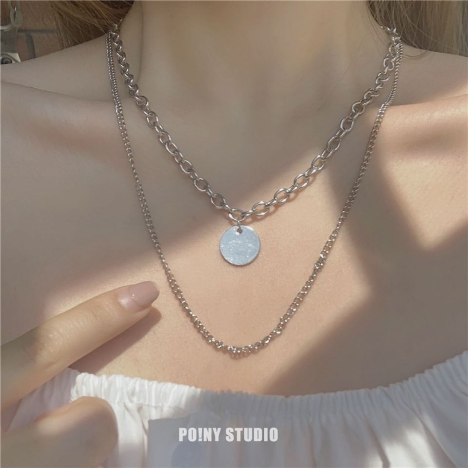 Kalung Rantai Klavikula Ganda Dengan Liontin Medali