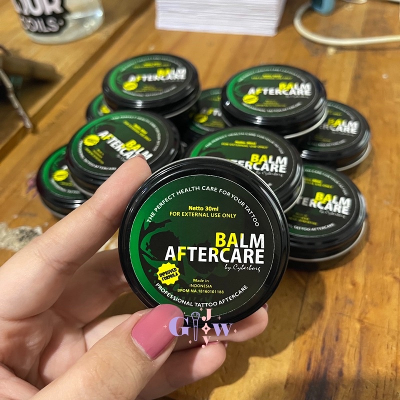 CYBERBORG (30ml) balm tattoo aftercare tato bpom murah termurah ready stock grosir laki cowo cewe perempuan artist original asli full size mini travel salep tatto cyber borg pelembab warna mempertahankan efektif aman permanent permanen temporary temporari