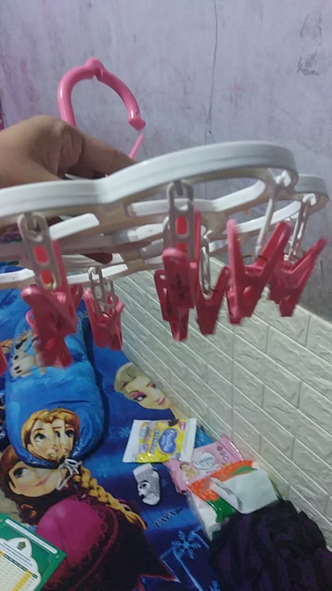 Gantungan Jemuran 16 Jepit - Serbaguna