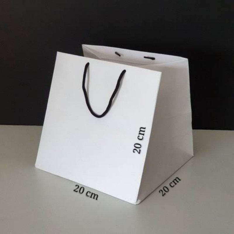 

BIG PROMO CUBE PAPERBAG SUPER WHITE 20 X 20 X 20 cm