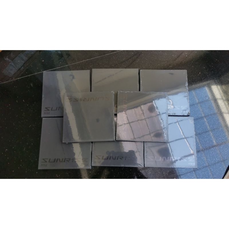 pelunasan album R1SE