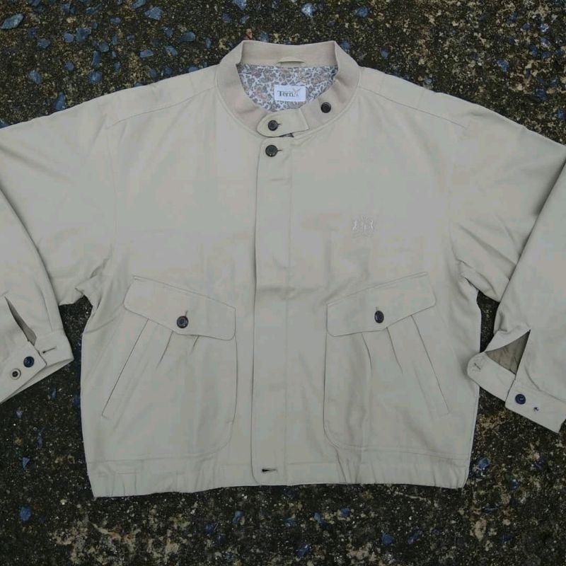 Tern fly jacket.