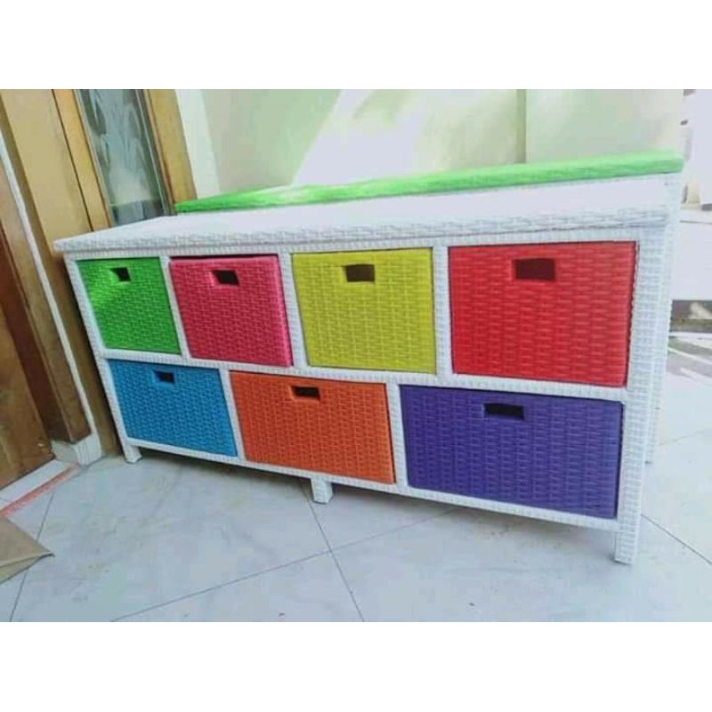 Lemari laci rotan sintetis 7 laci samping