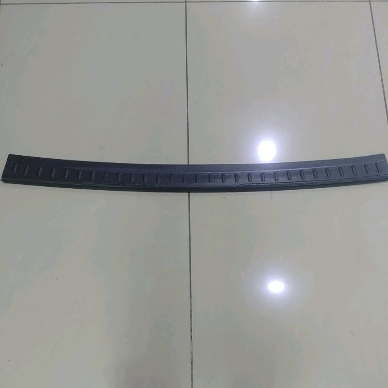 sillplate sill plate PINTU bagasi belakang TOYOTA all new innova reborn 2016 sd  2021 PLASTIK HITAM 2017 2018 2019 2020 2022