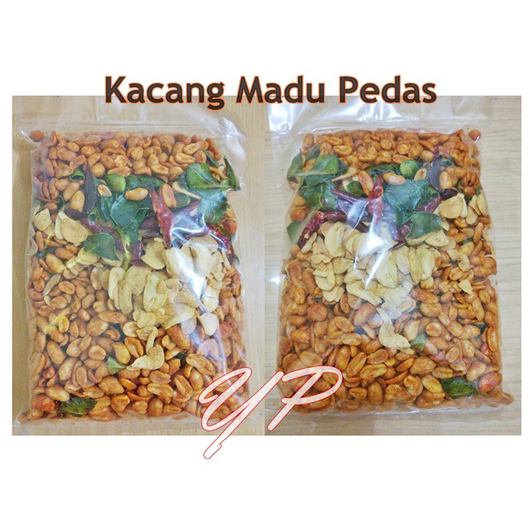 

Kacang Madu Pedas 2x500gr Paling Enak Asli Khas Lokal Medan