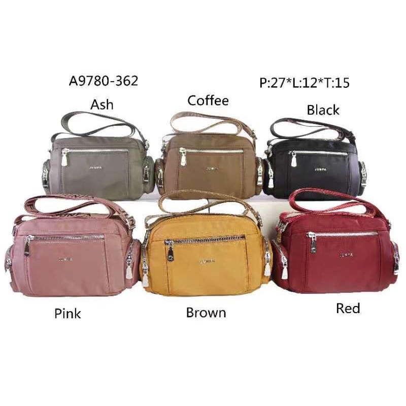 Tas selempang Junfa Bahan Parasut Terbaru. Size 27x12x15 cm. Tas Wanita Tas Selempang wanita Import Tas Junfa Import BEST SELLER TERBARU BISA BAYAR DITEMPAT.!!!!