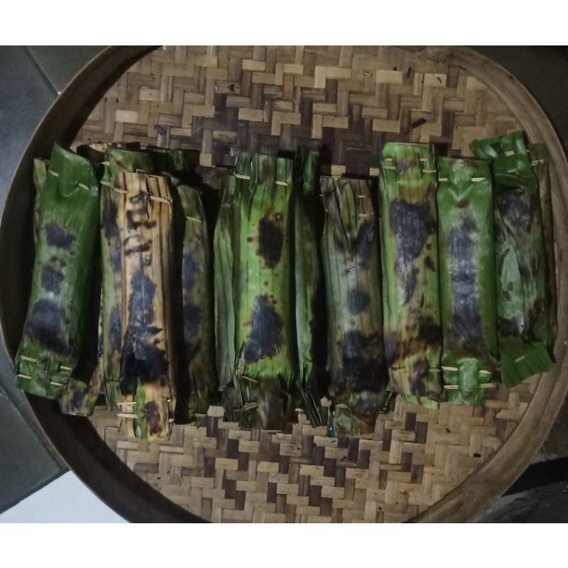 

Nasi Bakar Ayam dan Nasi bakar tempe