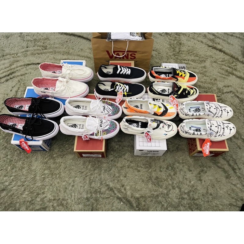 SEPATU SNEAKER SLIP ON WANITA KRIS GOTO BNIB WHITE KARAKTER BUNGA DT