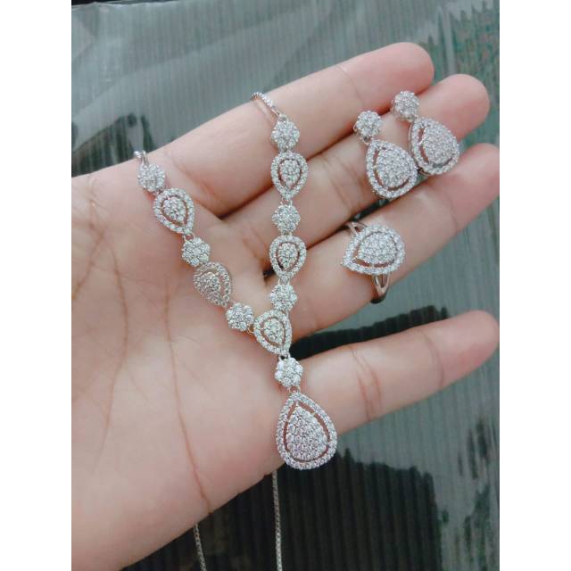 Set replika berlian eropa cantik