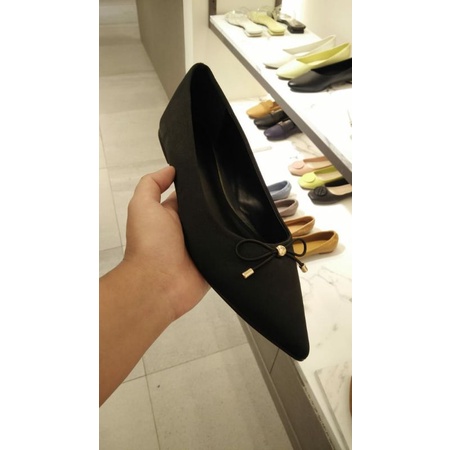 Flatshoes Urban & Co Warna Hitam