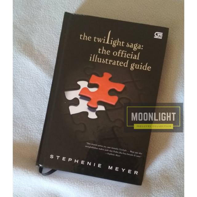 Preloved Twilight Saga official illustrated guide