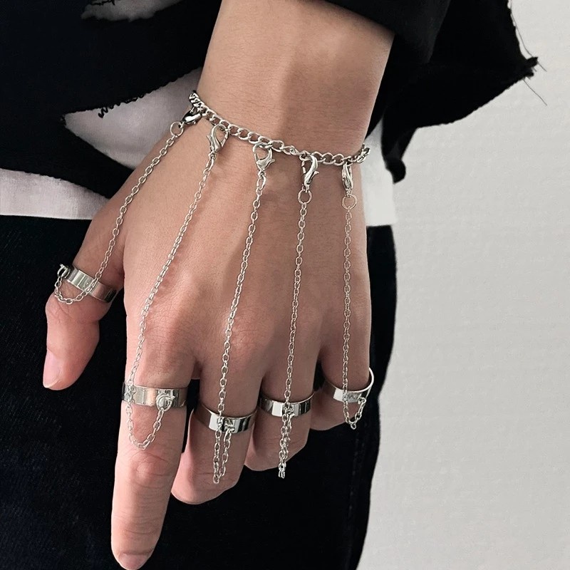 Gelang Rantai Sambung Cincin Model Lapis Ganda Warna Silver Gaya Punk Hip Hop Dapat Disesuaikan Untuk Wanita