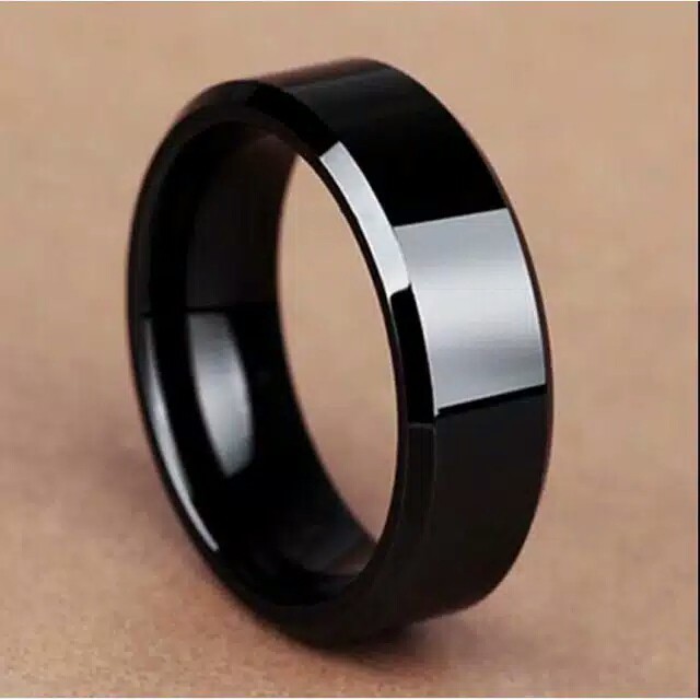 Cincin Titanium Hitam / Cincin coupel / kado / aksesoris wanita /fashion
