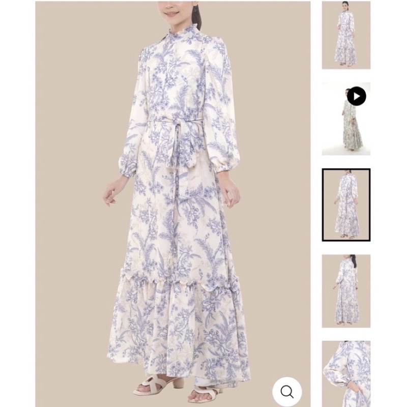 RUBY DRESS WEARING KLAMBY