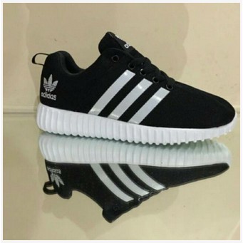SEPATU ADIDAS YEEZY STRIP PUTIH CEWEK COWOK TERMURAH