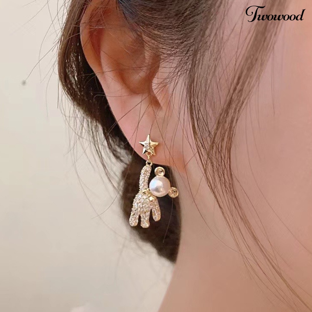 1 Pasang Anting Bentuk Beruang Bahan Alloy Untuk Wanita