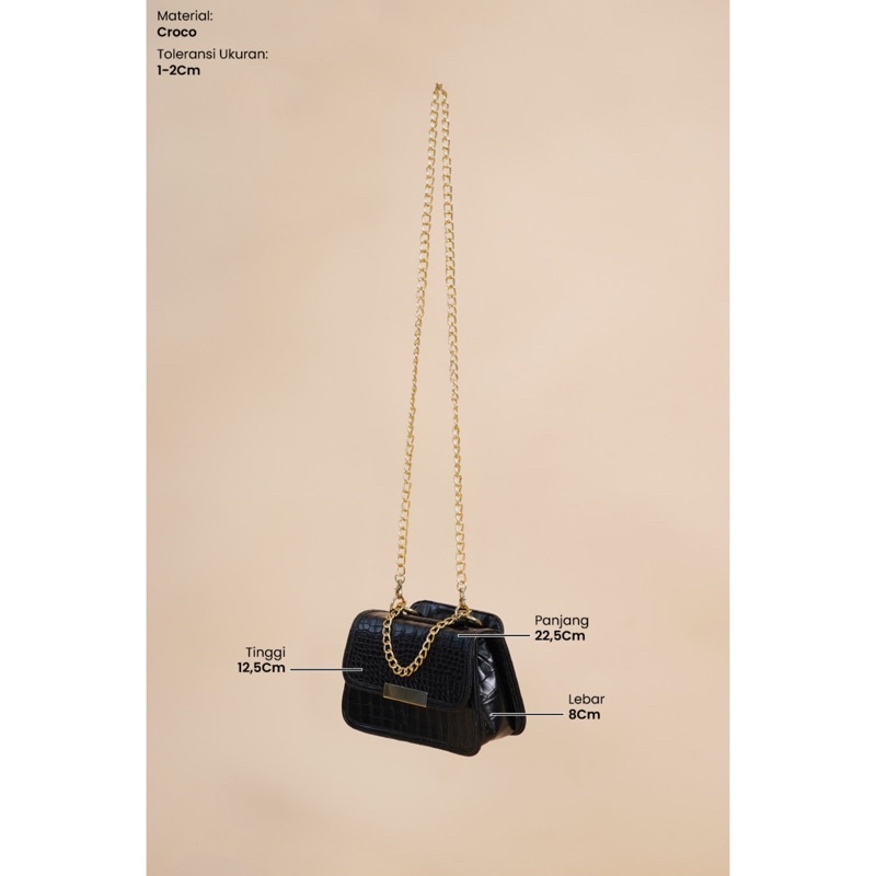 Claire Shoulder Bag