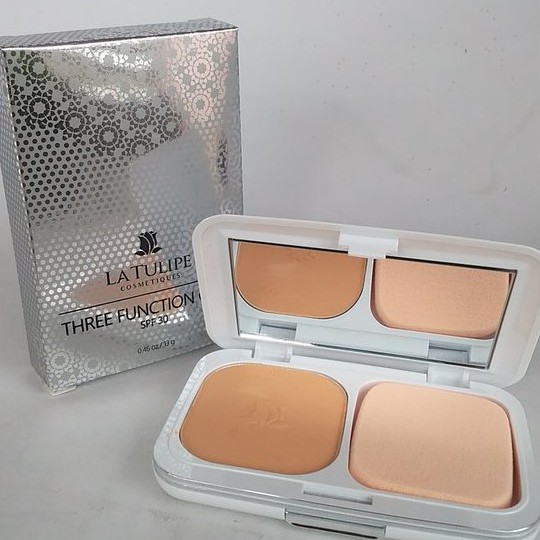 La Tulipe Three Function Cake - Bedak Padat La Tulipe