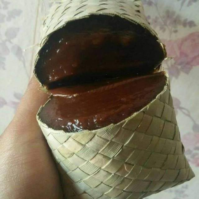 

Dodol Asli Sidempuan 1 sumpit (250 gram)