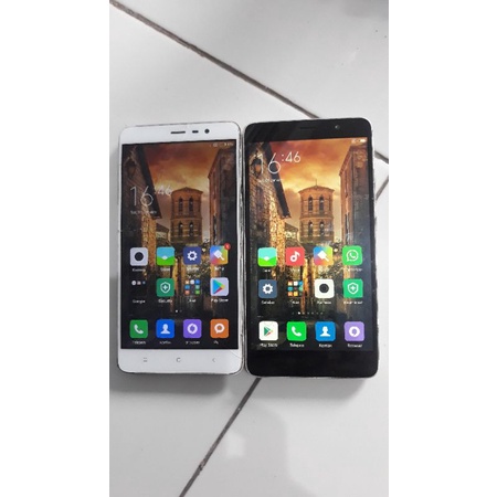 Redmi xiomi note 3 Ram 2/16 dan 3/32 2 hp 400 rb
