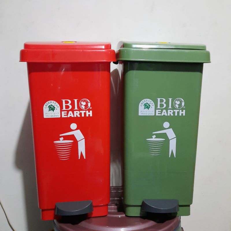 Tempat Sampah Injak Injek 50 Liter Bio Earth 2160