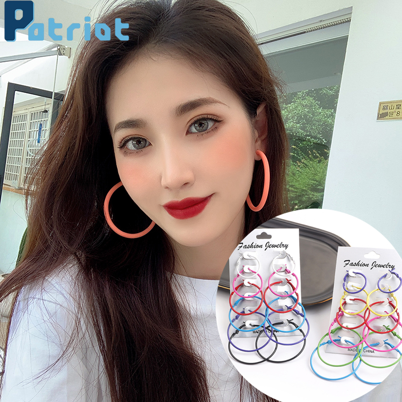 Anting Bentuk Lingkaran Besar Warna Permen Gaya Vintage Untuk Wanita