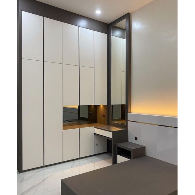 satu set kamar lemari dipan nakas meja kerja atau rias