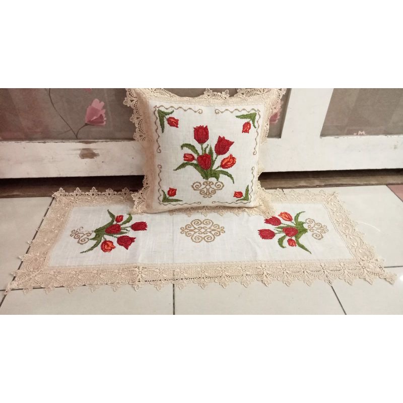 Taplak Meja Set Sarung Bantal Sofa 40x40 cm Renda Sulam Strimin Lover Premium Klasik Impor
